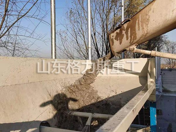 振動(dòng)式砂石分離機(jī)